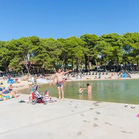 Apartment Marijana Vodice